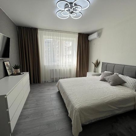 Ferienwohnung Квартира Люкс На Поділлі Winnyzja Exterior foto